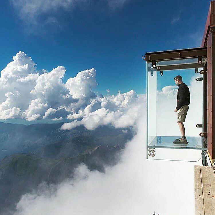 налсовна слика