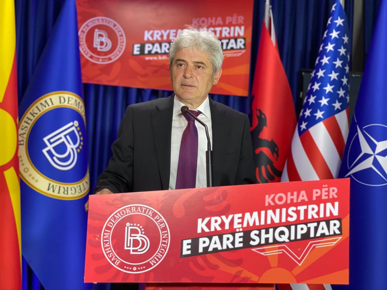 налсовна слика